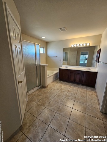 Image 25 of 33 For 9326 Hazelton Ln