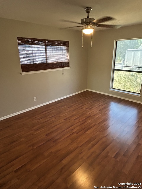 Image 4 of 19 For 4414 First View