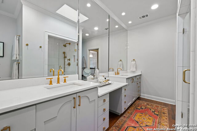 Listing photo id 35 for 501 Canterbury Hill