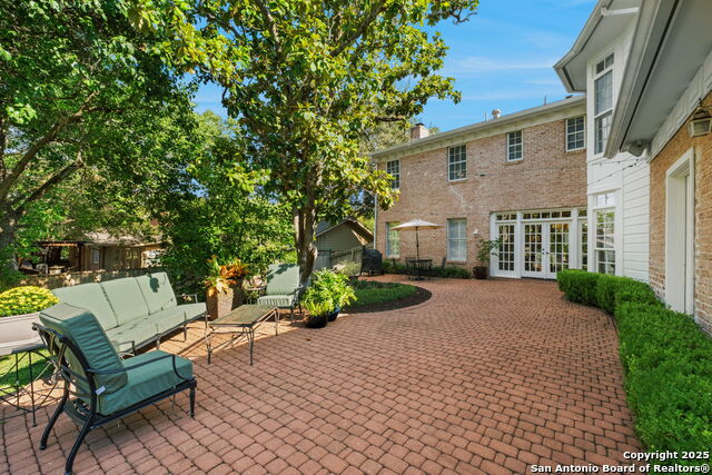Listing photo id 37 for 501 Canterbury Hill