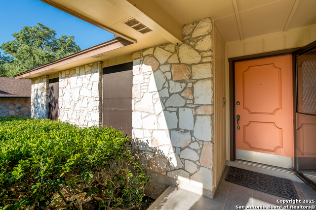 Image 18 of 45 For 1723 Autumn Woods Street