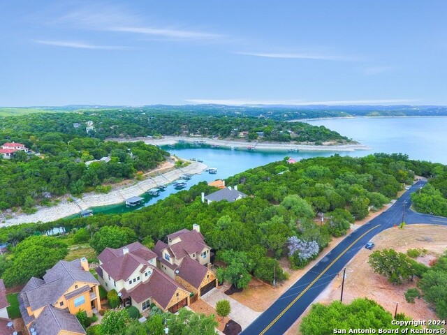 Listing photo id 37 for 909 Armadillo
