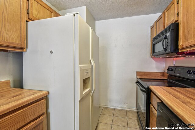 Image 8 of 20 For 4410 Knollchase