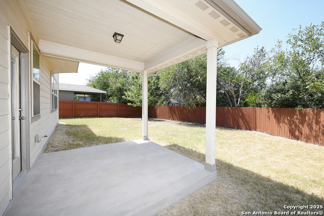 Image 25 of 29 For 12523 Wesley Creek E