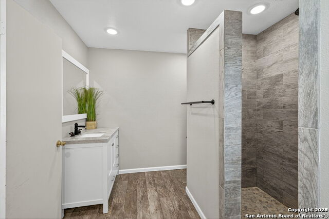 Image 21 of 35 For 9208 Marlin