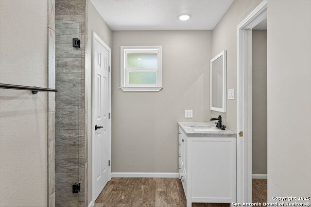 Image 22 of 35 For 9208 Marlin