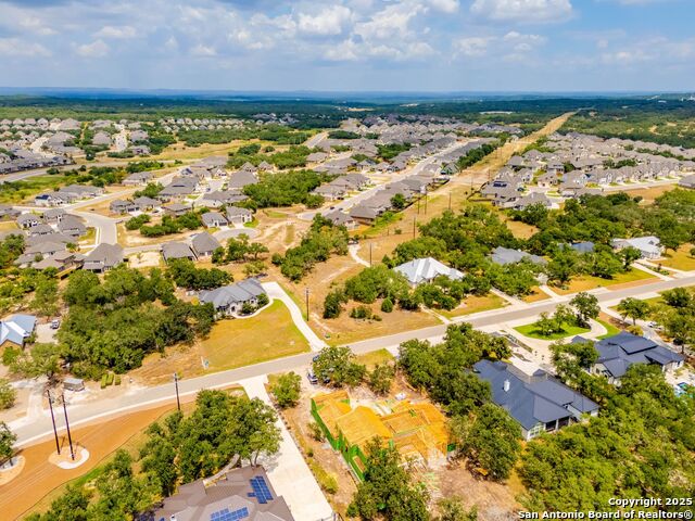 Image 4 of 20 For 34848 Thanksgiving Trail