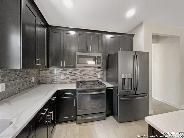 Image 12 of 28 For 4318 James Bowie