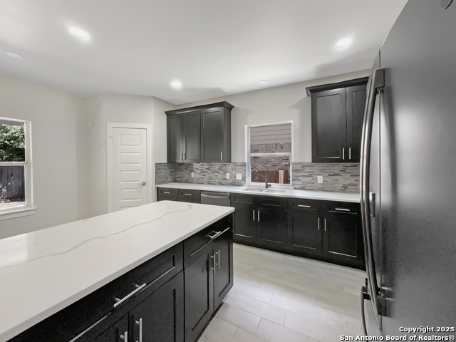 Image 13 of 28 For 4318 James Bowie