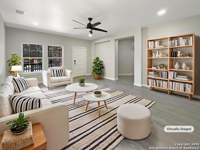 Image 2 of 28 For 4318 James Bowie