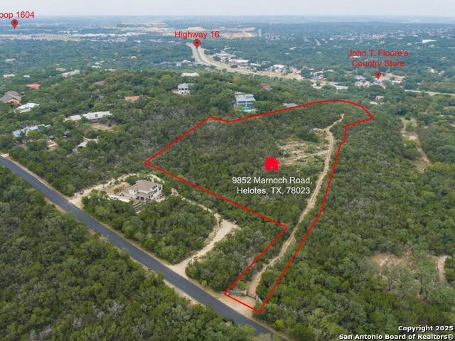 Listing photo id 4 for 9852 Marnoch Rd