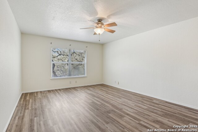 Image 22 of 42 For 16216 Ike  