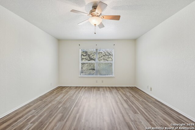 Image 26 of 42 For 16216 Ike  