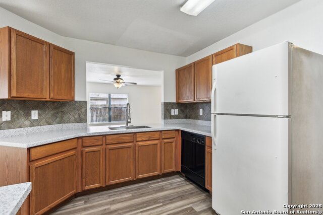 Image 8 of 42 For 16216 Ike  