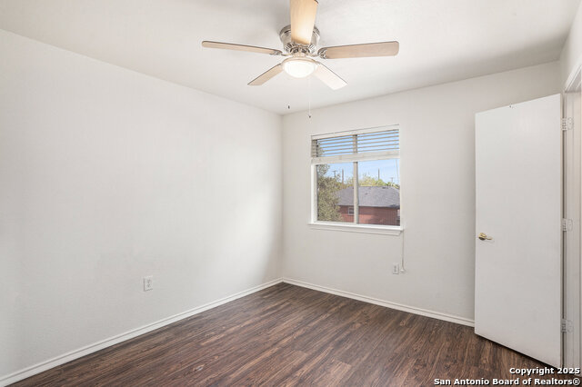Image 9 of 15 For 6611 Walnut Valley