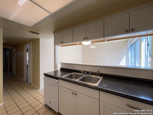 Image 16 of 40 For 14409 Brook Hollow Blvd