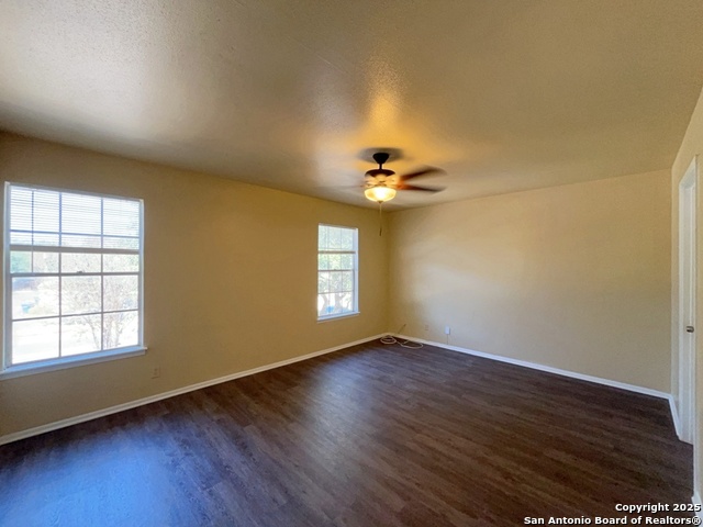 Image 20 of 40 For 14409 Brook Hollow Blvd