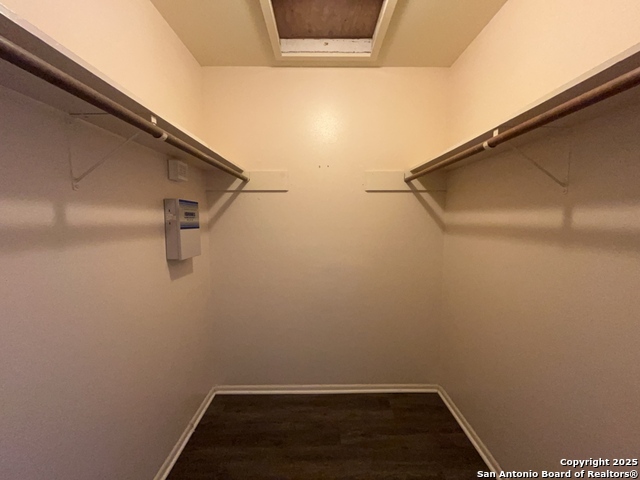 Image 22 of 40 For 14409 Brook Hollow Blvd