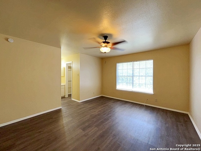 Image 26 of 40 For 14409 Brook Hollow Blvd