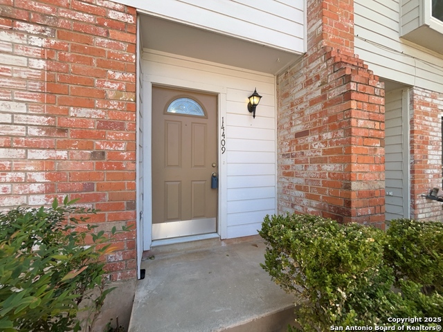 Image 33 of 40 For 14409 Brook Hollow Blvd