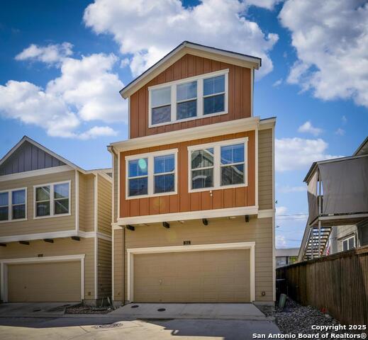 Image 29 of 31 For 211 Courtland Pl E