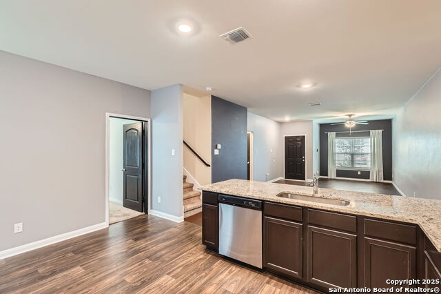 Image 14 of 31 For 11846 Latour Valley