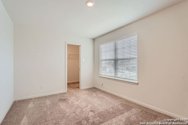 Image 19 of 31 For 11846 Latour Valley