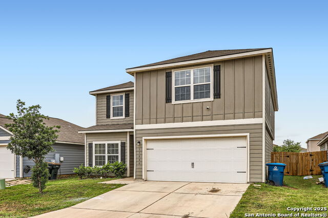 Image 2 of 31 For 11846 Latour Valley