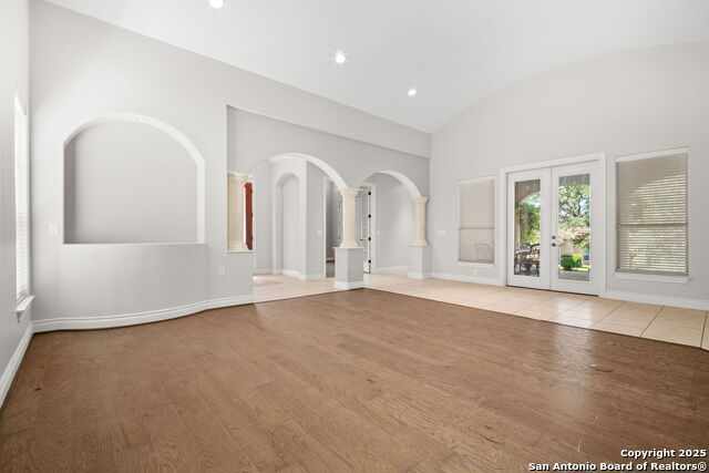 Image 13 of 31 For 22126 Touring Ln