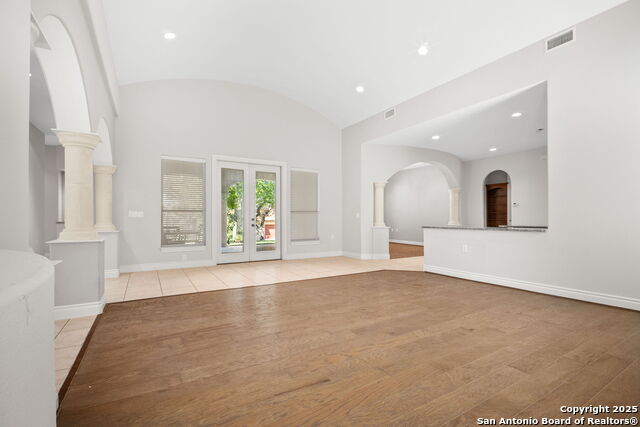 Image 7 of 31 For 22126 Touring Ln