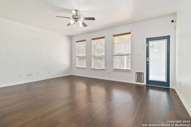 Listing photo id 2 for 1822 Marufo Vega