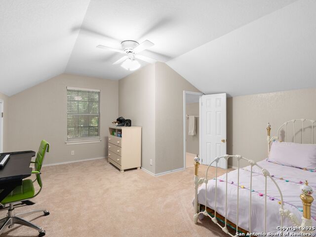 Image 21 of 38 For 530 Buerger