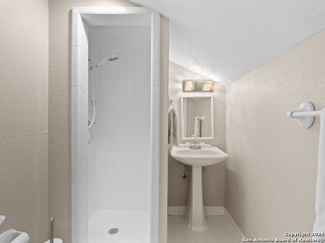 Image 22 of 38 For 530 Buerger