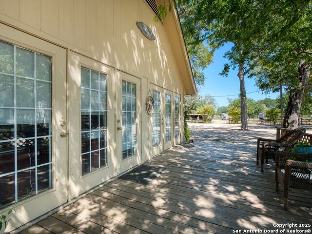 Image 27 of 38 For 530 Buerger