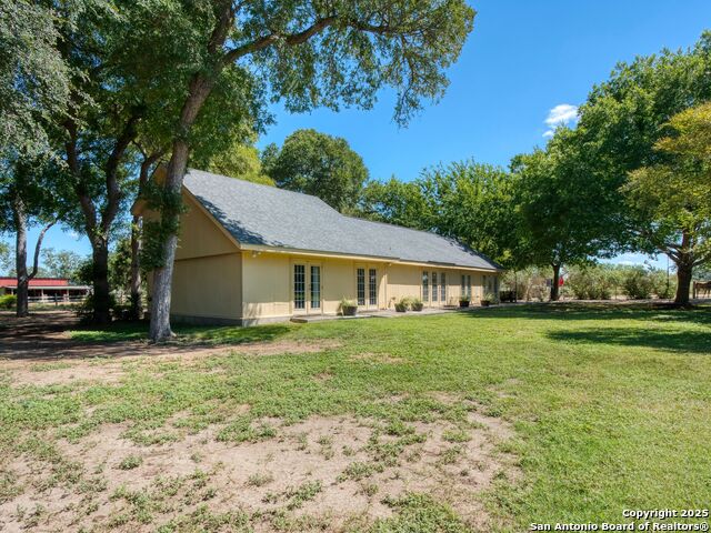 Image 32 of 38 For 530 Buerger