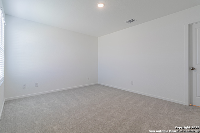 Image 17 of 31 For 1003 Landon Ridge