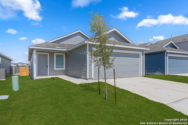 Image 3 of 31 For 1003 Landon Ridge