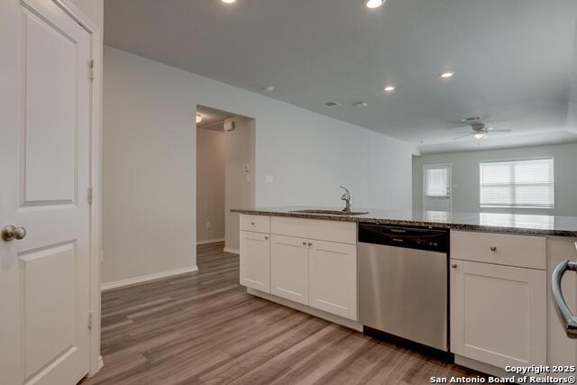 Image 10 of 30 For 242 Holland Park