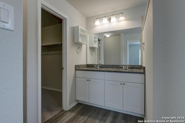 Image 14 of 30 For 242 Holland Park