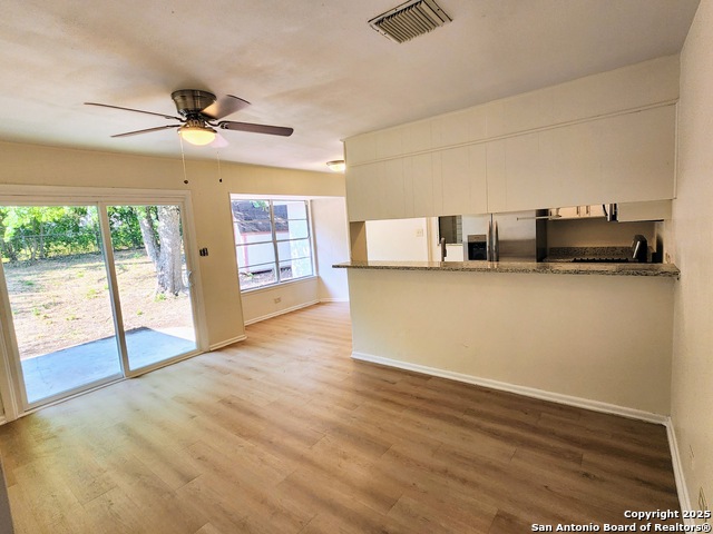 Listing photo id 1 for 6006 Deer Horn