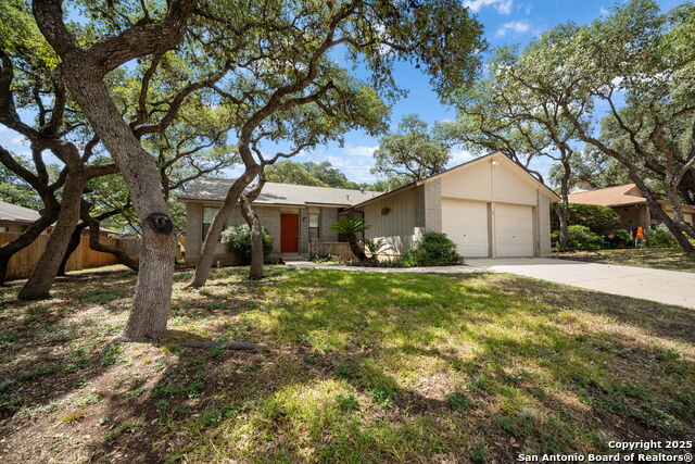 Listing photo id 0 for 7263 Enchanted Flame St