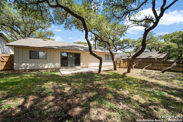 Listing photo id 22 for 7263 Enchanted Flame St