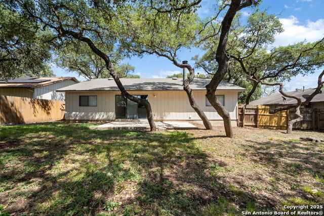 Listing photo id 23 for 7263 Enchanted Flame St