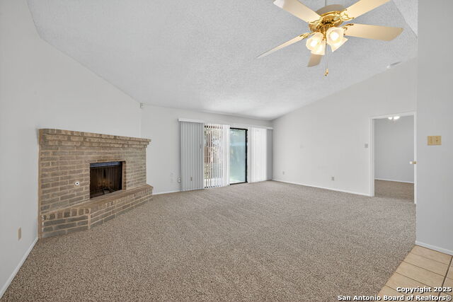 Listing photo id 3 for 7263 Enchanted Flame St