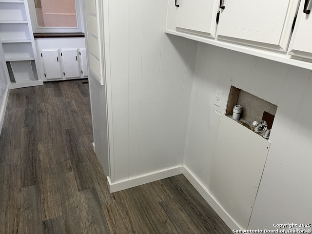 Image 4 of 10 For 509 Elm  