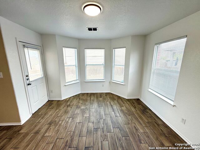 Image 12 of 42 For 6611 Hartnet Flds