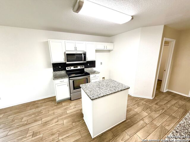 Image 17 of 42 For 6611 Hartnet Flds