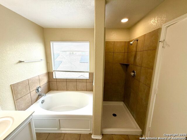 Image 33 of 42 For 6611 Hartnet Flds