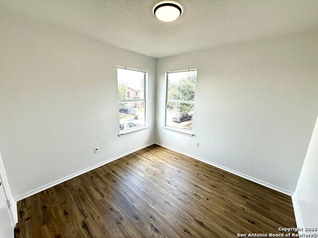 Image 36 of 42 For 6611 Hartnet Flds