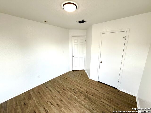 Image 37 of 42 For 6611 Hartnet Flds